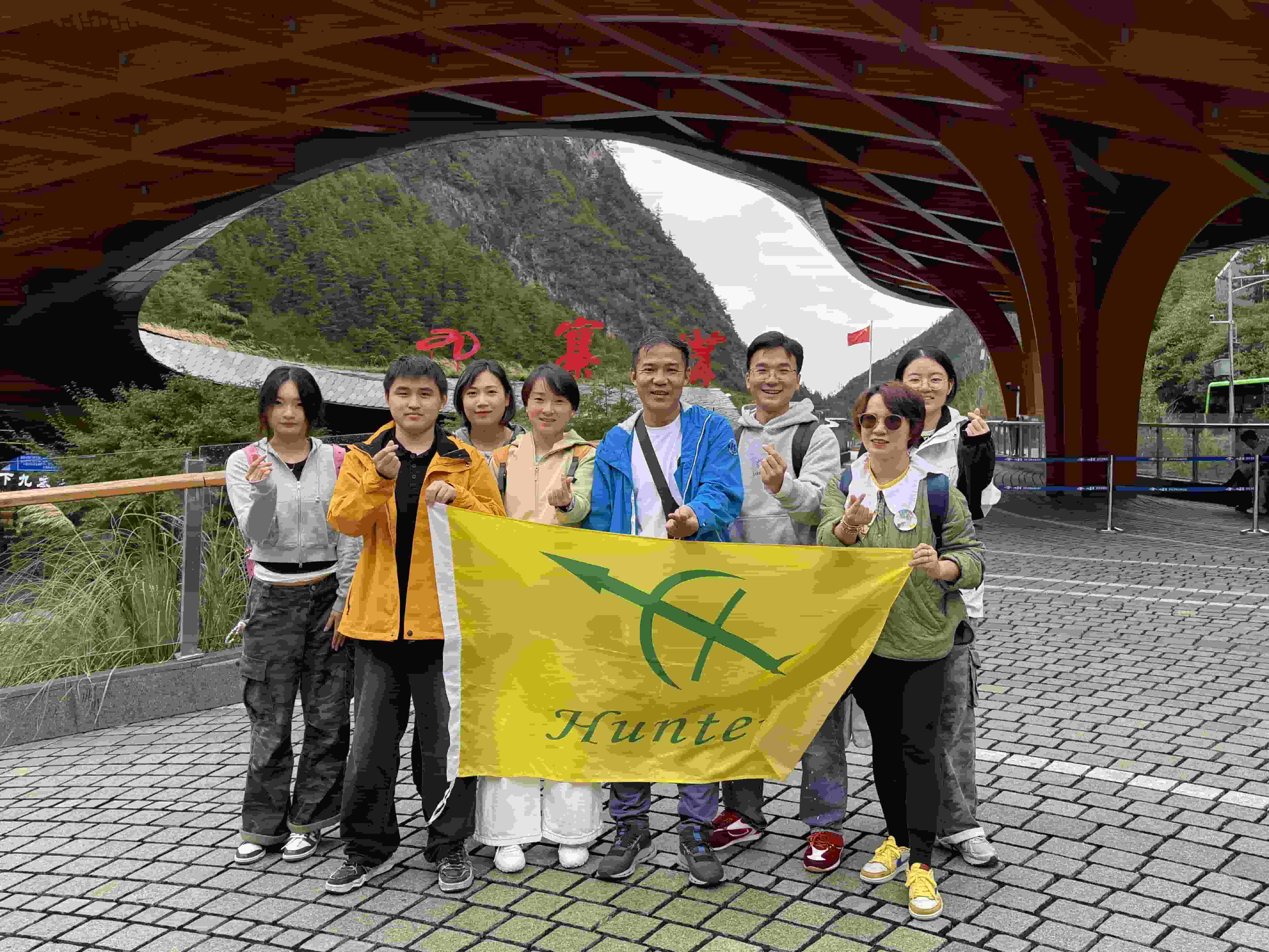 ما وراء الجبال والبحار، توحيد الحرفة | فيلم وثائقي عن رحلة بناء فريق